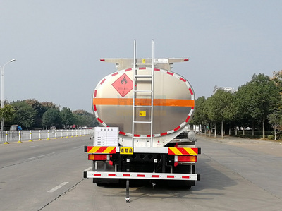 19.7方东风铝合金运油车 以工匠精神铸就的运输利器，安全与品质的双重保障