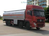 上海东风天龙前四后八运油车 高效安全的油品运输解决方案